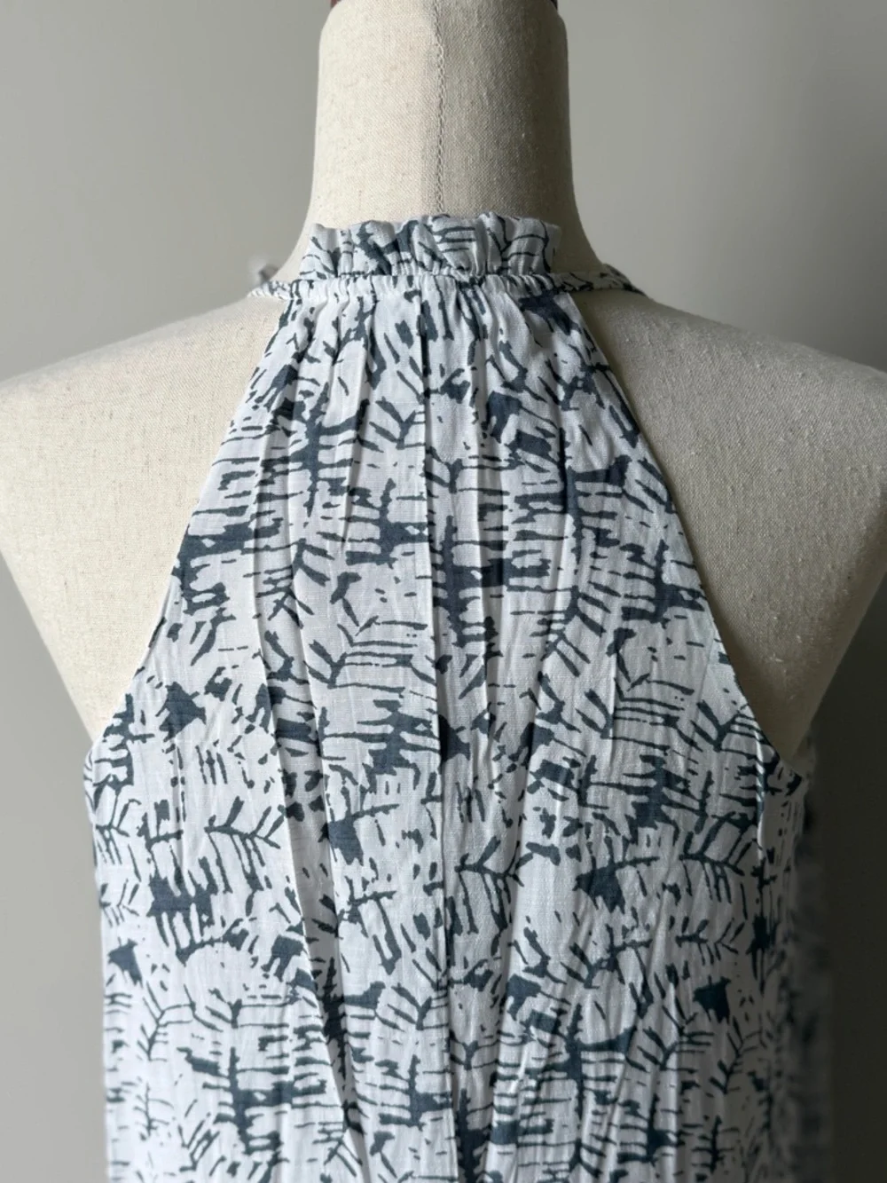 Nine West Sleeveless Maxi Dress White and Navy Abstract Print - Picture 5 of 7